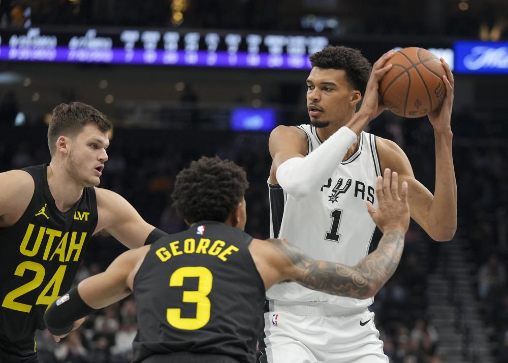 前勇士后场 前勇士后场